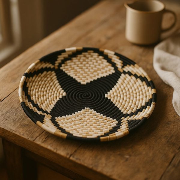 Handwoven Moroccan Raffia Basket Plate – Artisan Berber Decor close up