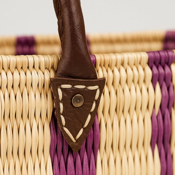 Handwoven Moroccan Palm and Leather Basket Bag – Artisanal Tamghart Handbag, Berber Market Style close up