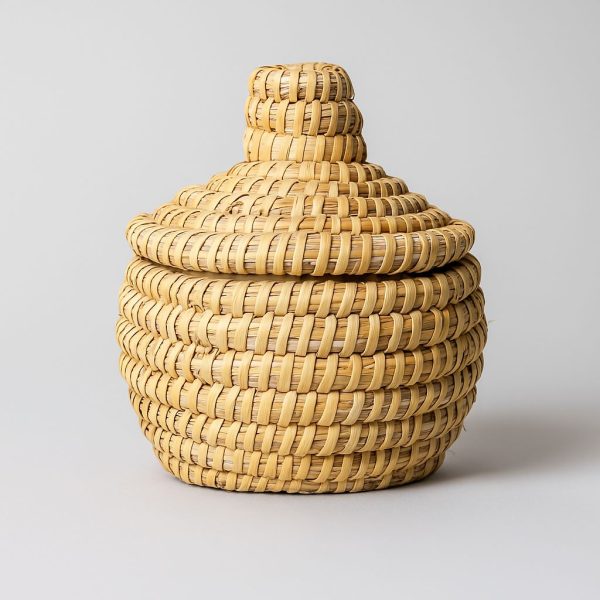 Handwoven Moroccan Palm Leaf Storage Basket with Lid – Artisanal Berber Basket from Tamghart, Authentic Hand-Coiled Decor